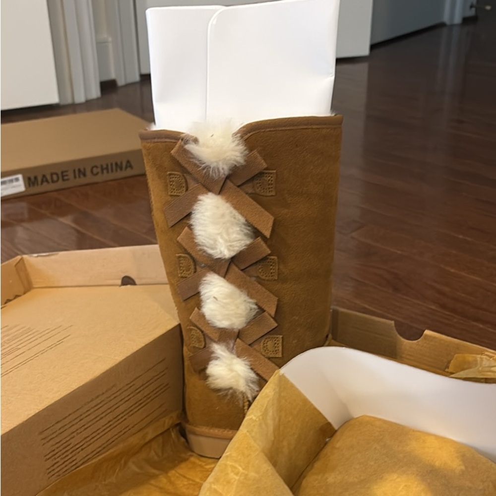 New Koolaburra by Ugg Victoria tall boots